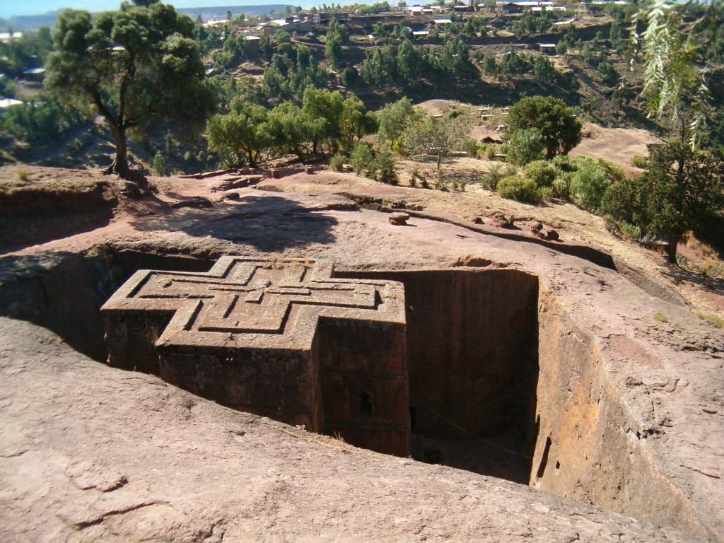 Лалибела (Lalibela). Храмы в земле