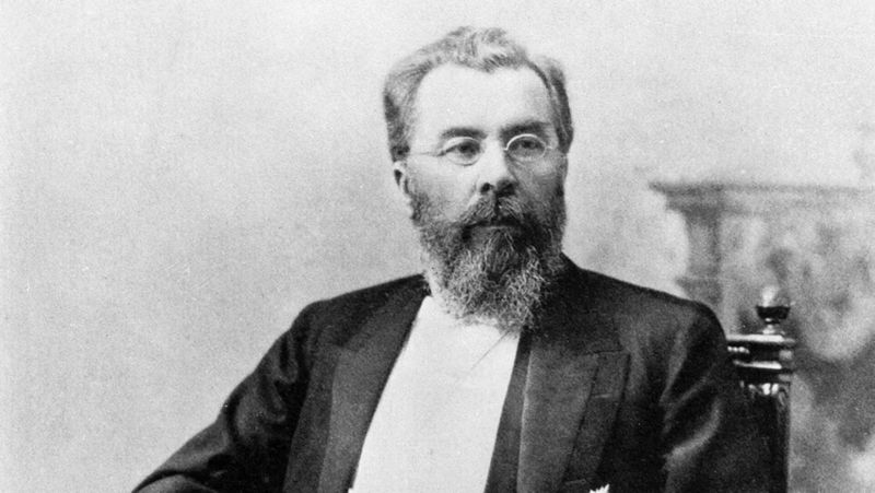 Проклятие доктора Склифосовского: он не смог помочь своим родным, спасая тысячи…