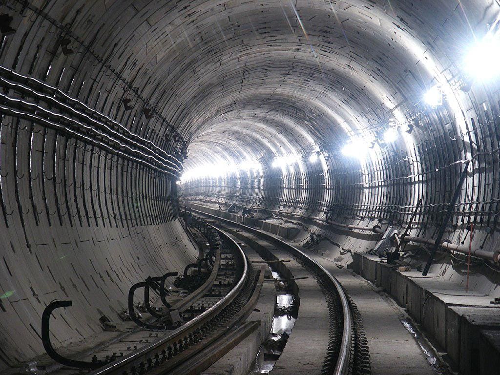 Сверхъестественные явления в метро. Стоит ли бояться привидений в подземке?