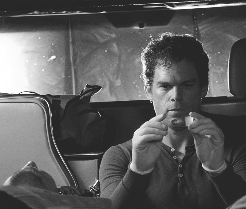 В Британии фанат сериала Dexter жестоко убил свою подругу